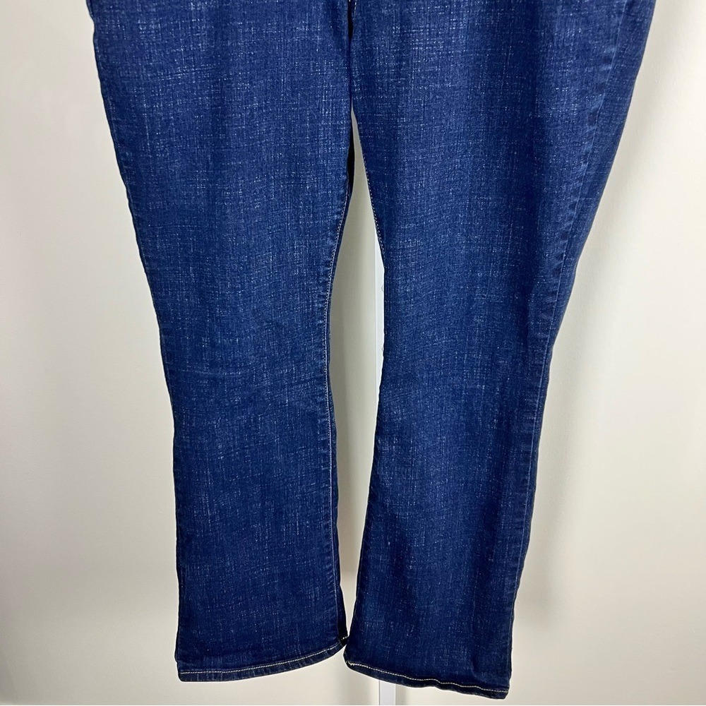 Levi's Classic Bootcut Dark Wash Jeans Size 12 Short W31 L30 - Picture 11 of 13